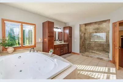 469 W 700 N, Valparaiso, IN 46385 - Photo 24