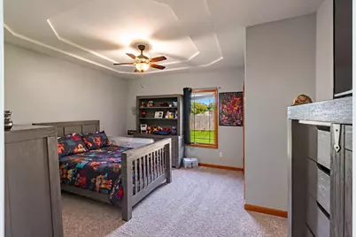 469 W 700 N, Valparaiso, IN 46385 - Photo 30