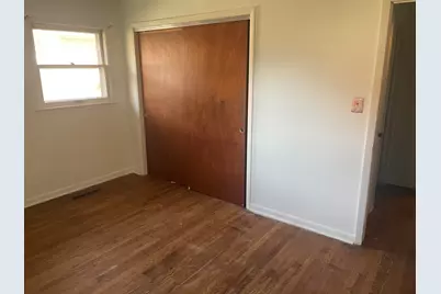 560 N Tippecanoe Place, Gary, IN 46403 - Photo 14