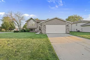 1401 W 97th Pl, Crown Point, IN 46307 - Photo 30