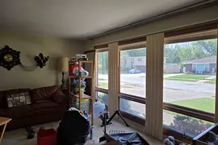 1565 Wallace St, Gary, IN 46404 - Photo 12