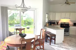 202 Kraus Dr, Valparaiso, IN 46383 - Photo 10
