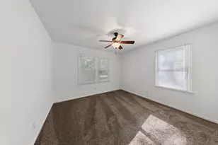 2828 Eleanor St, Portage, IN 46368 - Photo 8