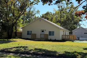911 E 28th Ave, Lake Station, IN 46405 - Photo 2