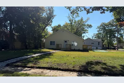 911 E 28th Avenue, Lake Station, IN 46405 - Photo 4