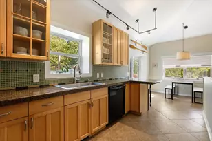 7700 Locust Ave, Gary, IN 46403 - Photo 10