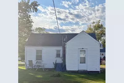 121 N Raymond Street, Griffith, IN 46319 - Photo 2