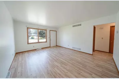 707 Thomas Street #707, Crown Point, IN 46307 - Photo 4