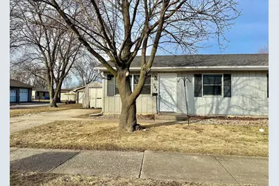 707 Thomas Street #707, Crown Point, IN 46307 - Photo 2
