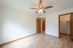 707 Thomas St, Crown Point, IN 46307 - Photo 8