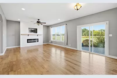 11126 N 1000 W, Demotte, IN 46310 - Photo 6