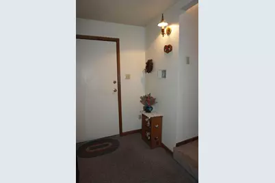 420 Sassafras Drive, Valparaiso, IN 46385 - Photo 2