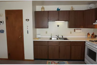 420 Sassafras Drive, Valparaiso, IN 46385 - Photo 8