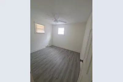 745 Ohio Street, Gary, IN 46402 - Photo 8