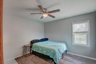 1012 Elmhurst St, Valparaiso, IN 46385 - Photo 14