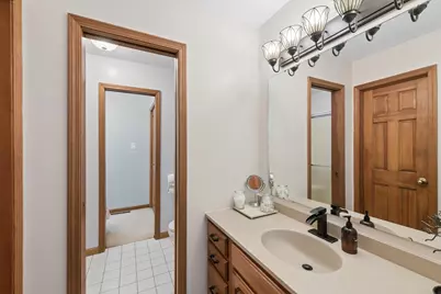 1204 Bartlett Drive, Valparaiso, IN 46383 - Photo 20
