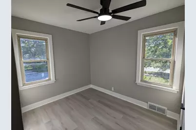 7049 California Avenue, Hammond, IN 46323 - Photo 12