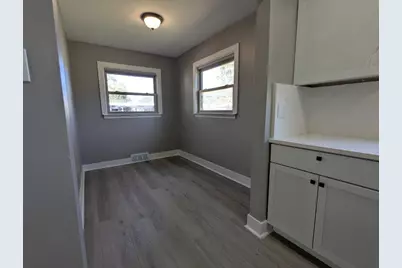 7049 California Avenue, Hammond, IN 46323 - Photo 8