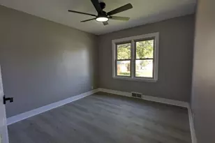 7049 California Ave, Hammond, IN 46323 - Photo 16