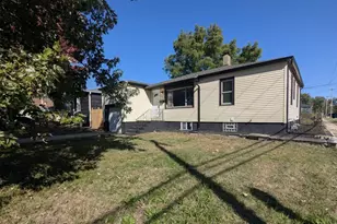 7049 California Ave, Hammond, IN 46323 - Photo 2