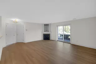 2700 Georgetowne Dr, Highland, IN 46322 - Photo 14