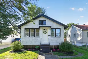 709 Dundee St, South Bend, IN 46619 - Photo 1