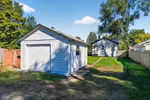 709 Dundee St, South Bend, IN 46619 - Photo 28