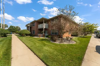 607 Cambridge Court #1d, Munster, IN 46321 - Photo 2