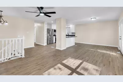 1717 W 98th Place, Crown Point, IN 46307 - Photo 4