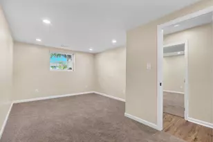 1717 W 98th Pl, Crown Point, IN 46307 - Photo 14
