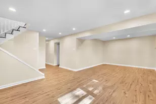 1717 W 98th Pl, Crown Point, IN 46307 - Photo 16
