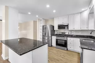 1717 W 98th Pl, Crown Point, IN 46307 - Photo 6