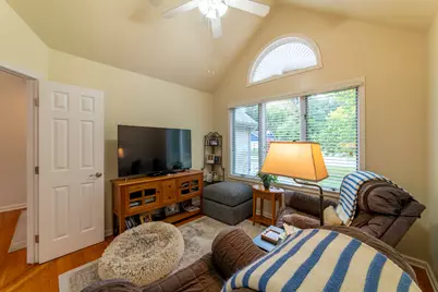 1713 Kapok Street SW, Demotte, IN 46310 - Photo 30