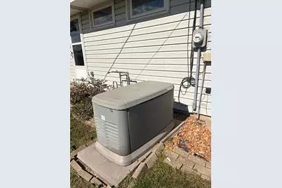 3020 98th Place W, Highland, IN 46322 - Photo 6
