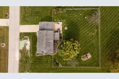 427 Northfield Lane, Valparaiso, IN 46383 - Photo 4