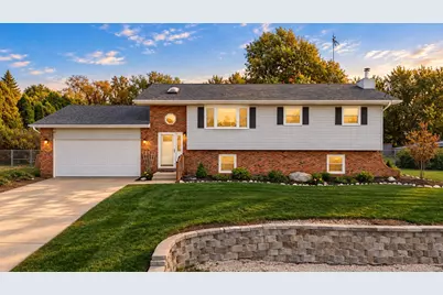 427 Northfield Lane, Valparaiso, IN 46383 - Photo 1