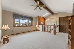 427 Northfield Ln, Valparaiso, IN 46383 - Photo 8