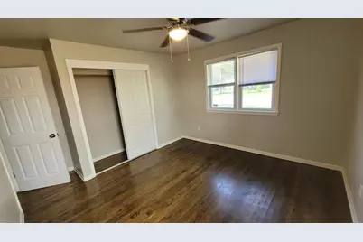 631 E 46th Avenue, Gary, IN 46409 - Photo 20