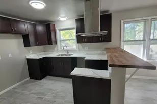 631 E 46th Ave, Gary, IN 46409 - Photo 16