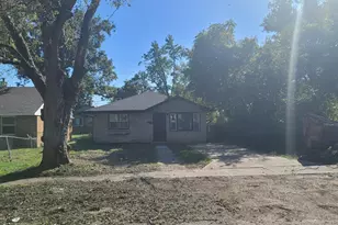 631 E 46th Ave, Gary, IN 46409 - Photo 2
