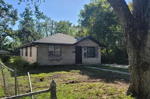 631 E 46th Ave, Gary, IN 46409 - Photo 4
