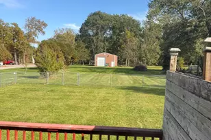 697 N Lake Park Ave, Hobart, IN 46342 - Photo 6