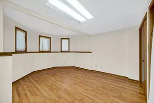 7657 71st Ct, Hobart, IN 46342 - Photo 32