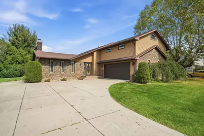 5304 W 155th Avenue, Lowell, IN 46356 - Photo 2