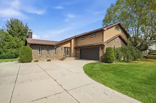 5304 W 155th Ave, Lowell, IN 46356 - Photo 2