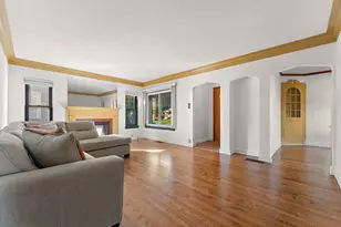 1341 Lincoln St, Hobart, IN 46342 - Photo 6