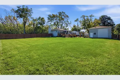 8508 Liable Road, Highland, IN 46322 - Photo 4