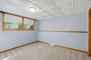 8508 Liable Rd, Highland, IN 46322 - Photo 22