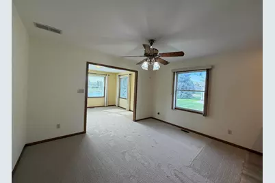 317 9th Circle SE, Demotte, IN 46310 - Photo 10