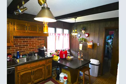 201 W Walnut Street, Morocco, IN 47963 - Photo 8